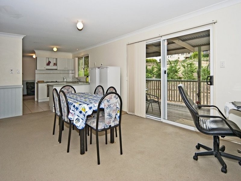 18 Yuraga Place, Deebing Heights QLD 4306
