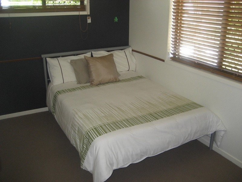 2 Given Court, Ipswich QLD 4305