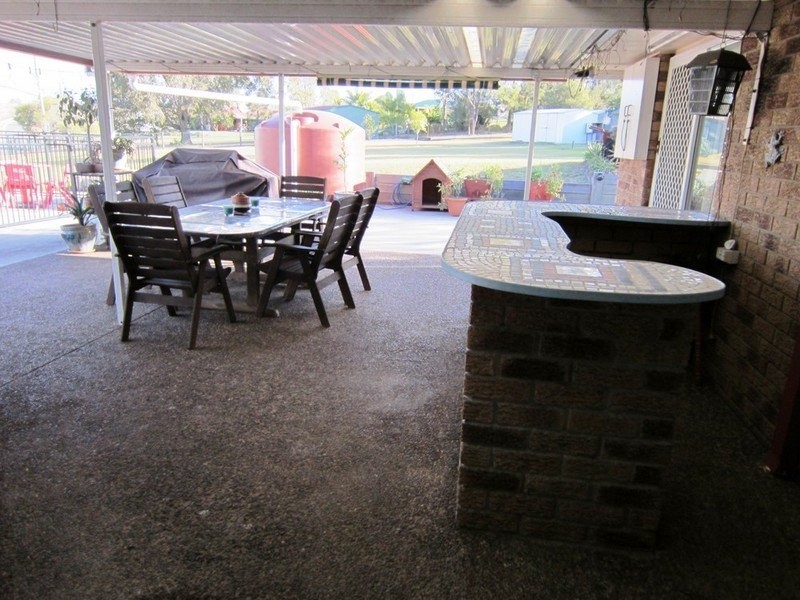 2 Banbury Court, Willowbank QLD 4306