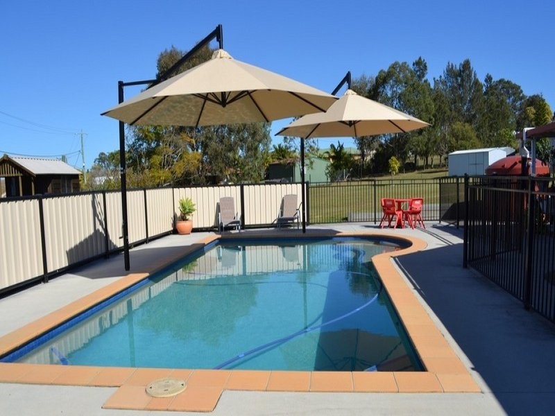 2 Banbury Court, Willowbank QLD 4306