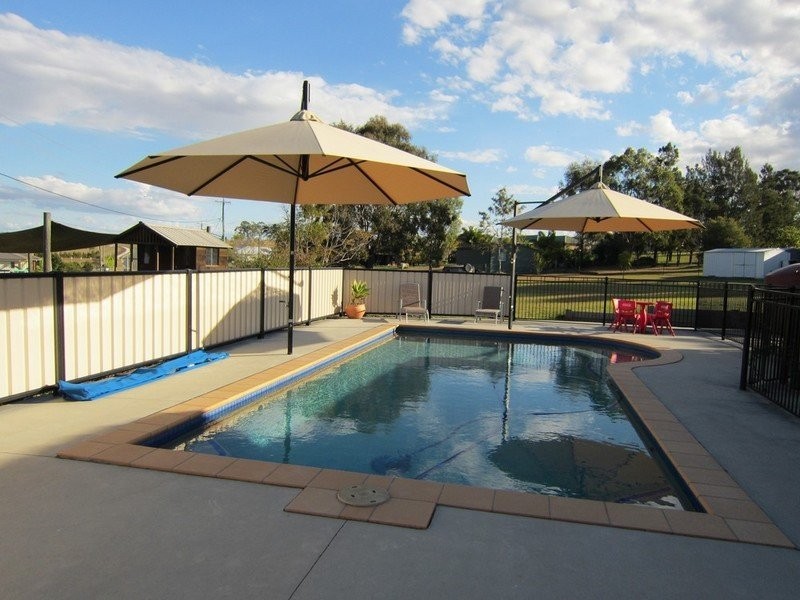 2 Banbury Court, Willowbank QLD 4306