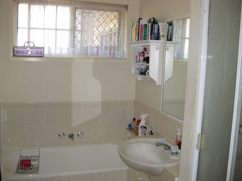 9 Owen Street, Raceview QLD 4305