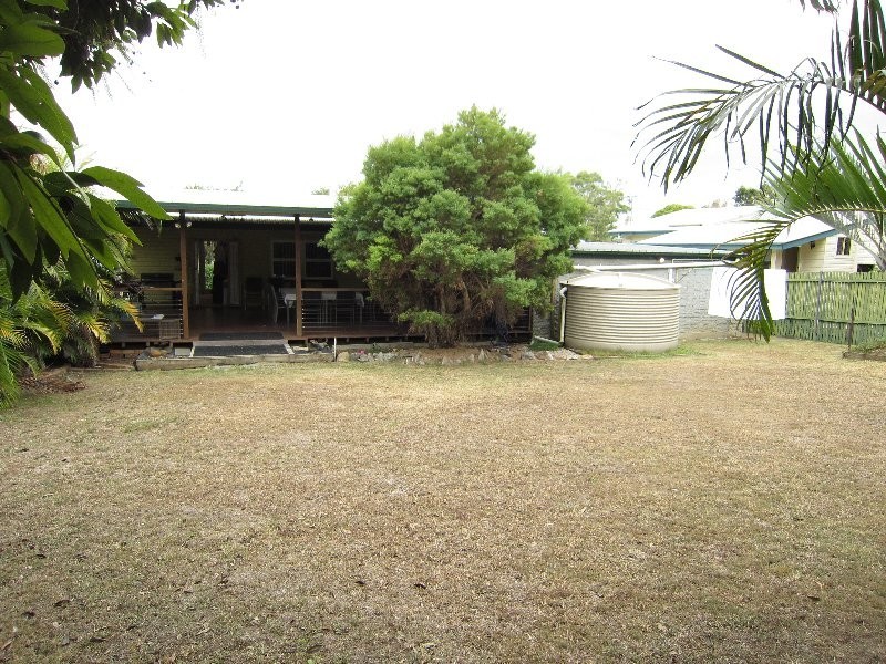 24 Blaxland Street, Eastern Heights QLD 4305