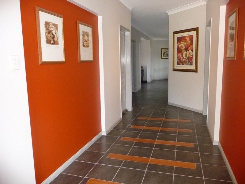 26 Loder Road, Thagoona QLD 4306