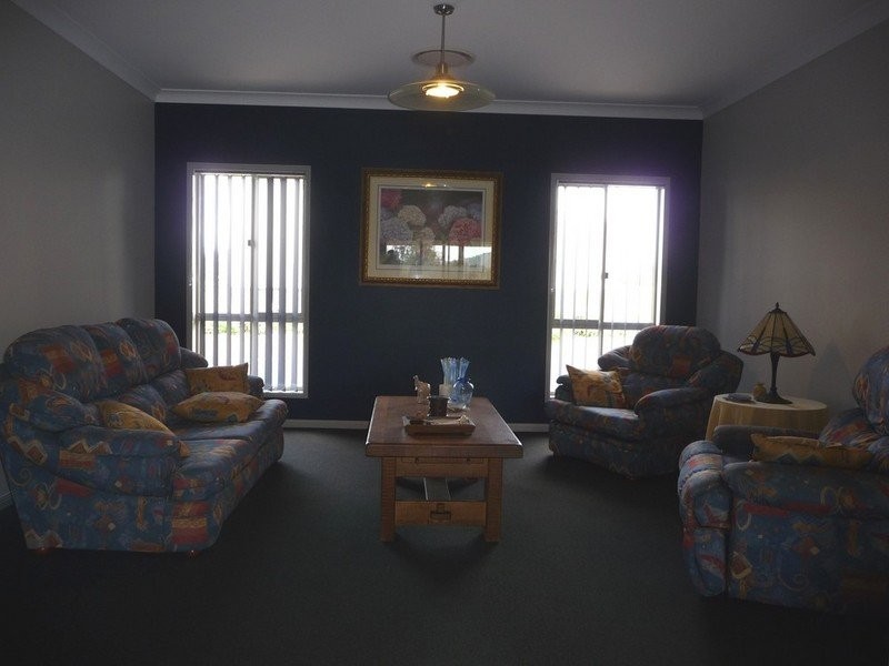 26 Loder Road, Thagoona QLD 4306