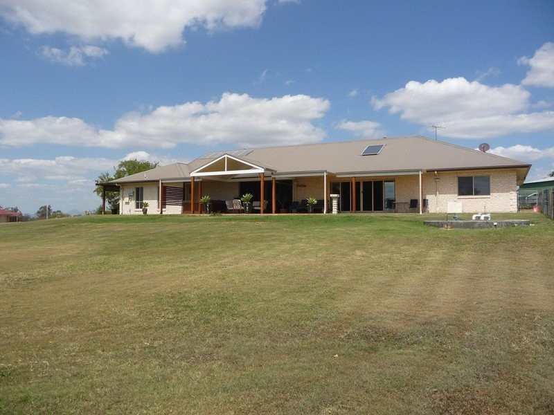 26 Loder Road, Thagoona QLD 4306