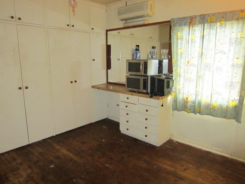 46 Coleman Street, Leichhardt QLD 4305