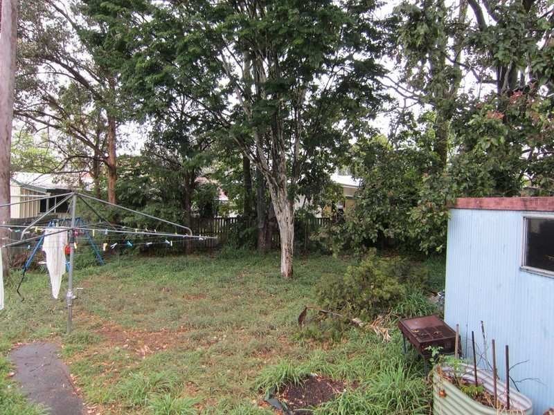 15 Avon Street, Leichhardt QLD 4305