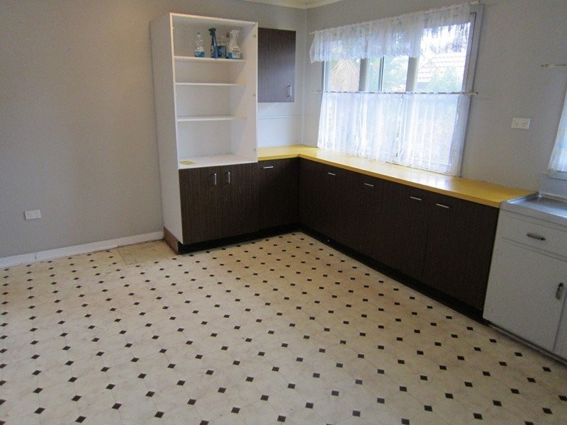 15 Avon Street, Leichhardt QLD 4305