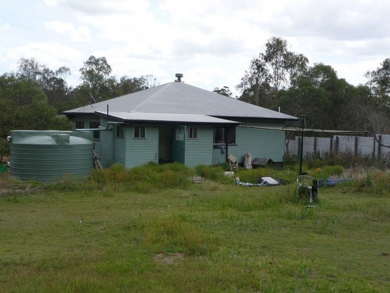107 James Road, Pine Mountain QLD 4306