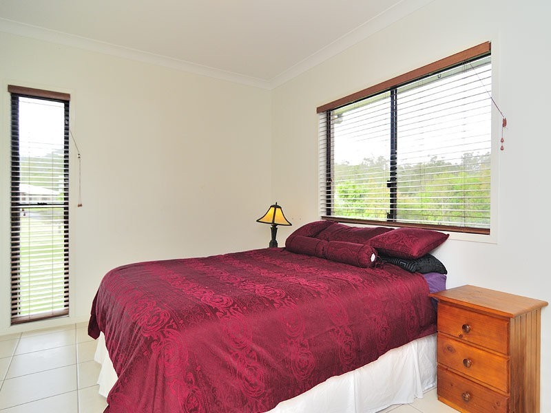 7 Anstead Place, Mount Crosby QLD 4306