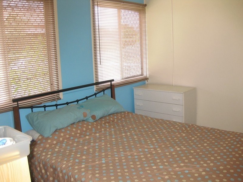 1 Galah Street, Churchill QLD 4305