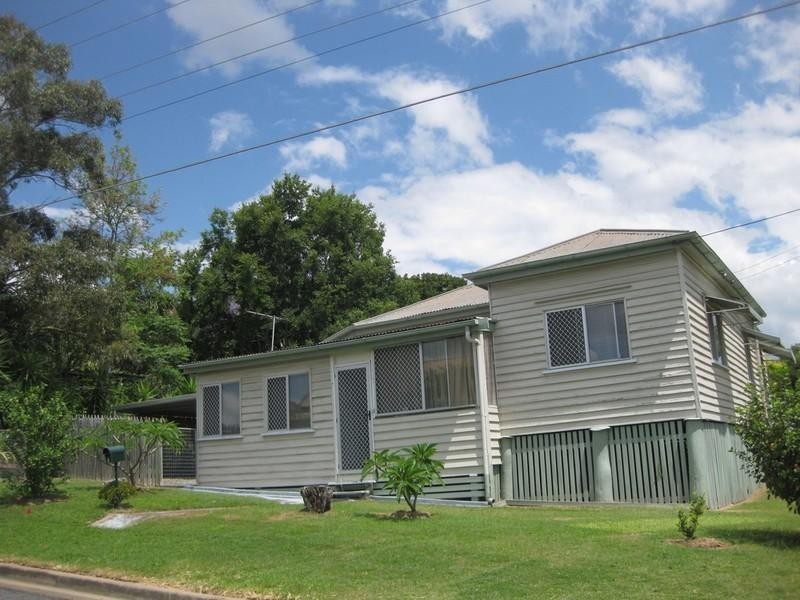 1 Galah Street, Churchill QLD 4305