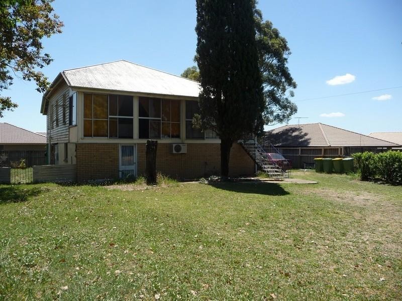 183 Raceview Street, Raceview QLD 4305