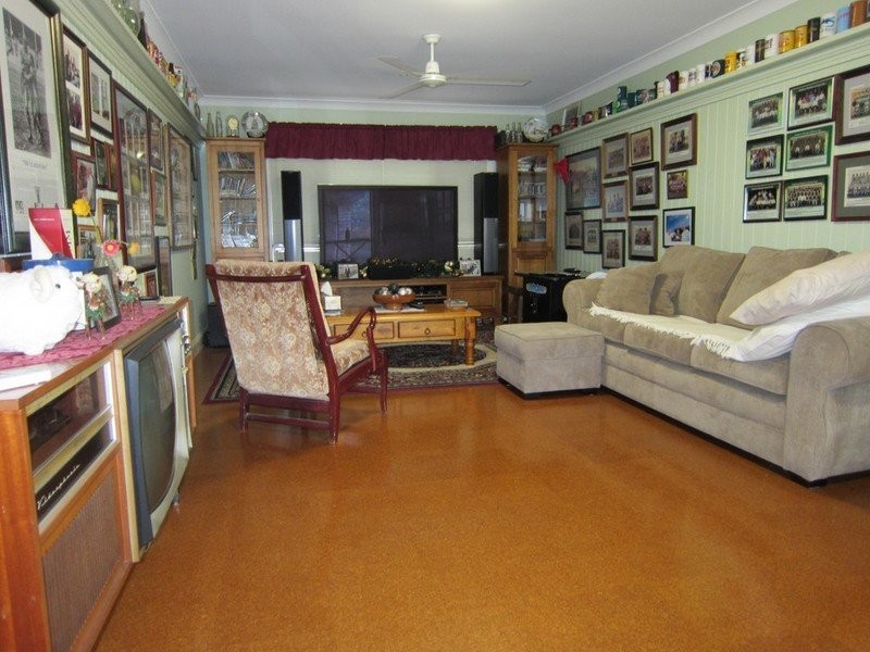 54 Redhill Road, Karrabin QLD 4306
