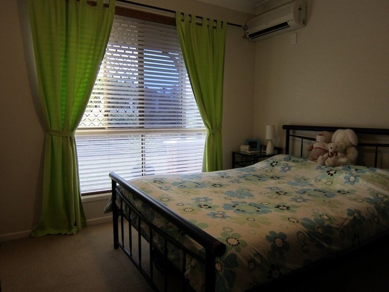 88 Jacana Crescent, Flinders View QLD 4305