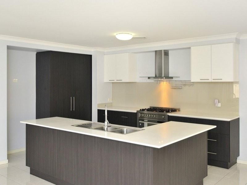 2 Piccadilly Court, Deebing Heights QLD 4306