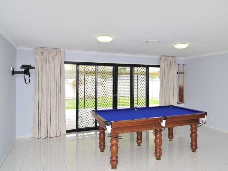 2 Piccadilly Court, Deebing Heights QLD 4306