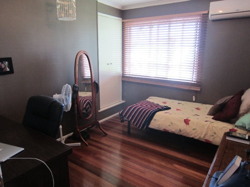 287 Sth Station Road, Raceview QLD 4305