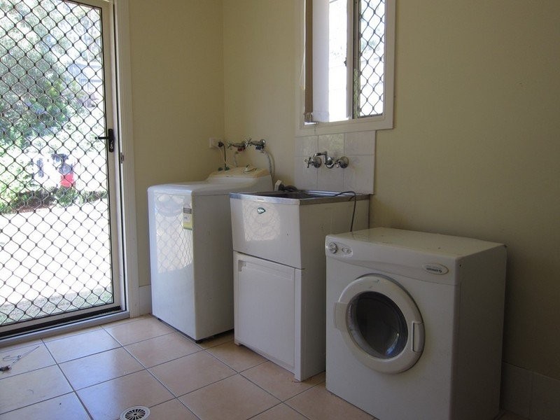 18 Harrison Grove, Deebing Heights QLD 4306
