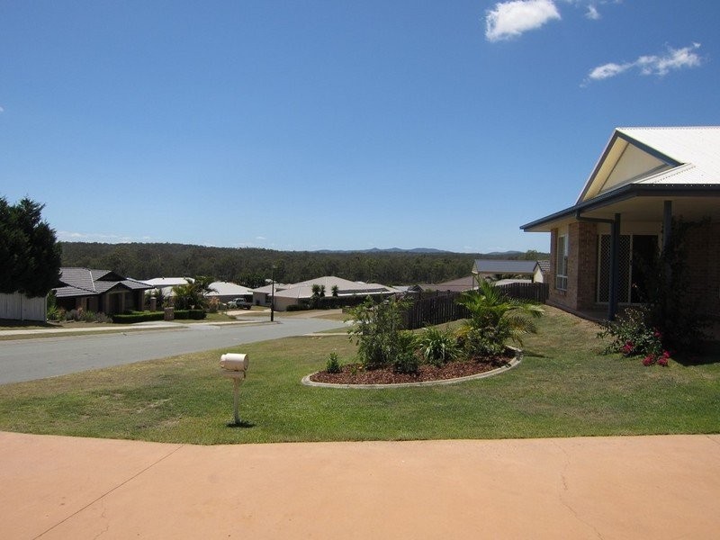 18 Harrison Grove, Deebing Heights QLD 4306