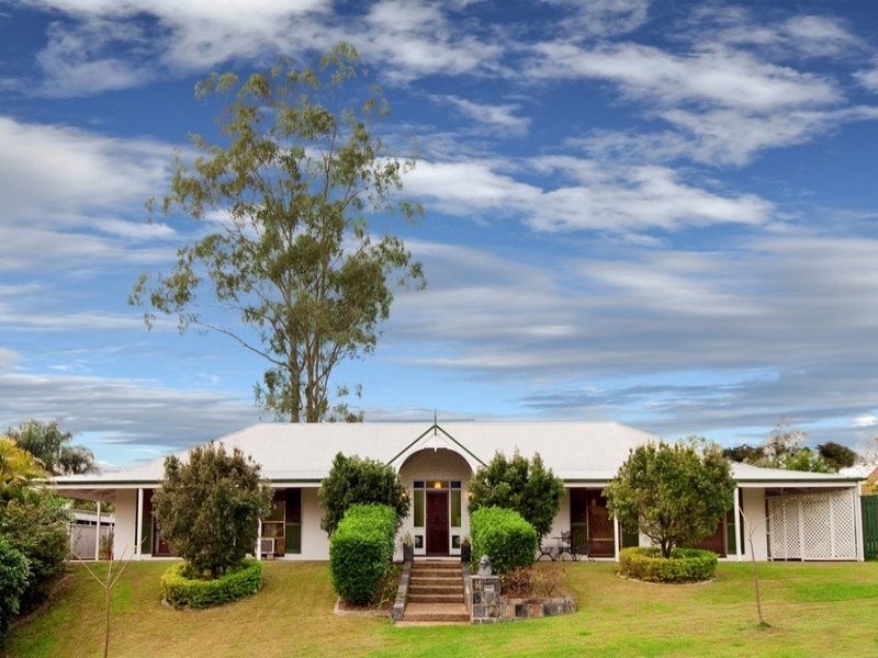 14 Marica Street, Bellbowrie QLD 4070