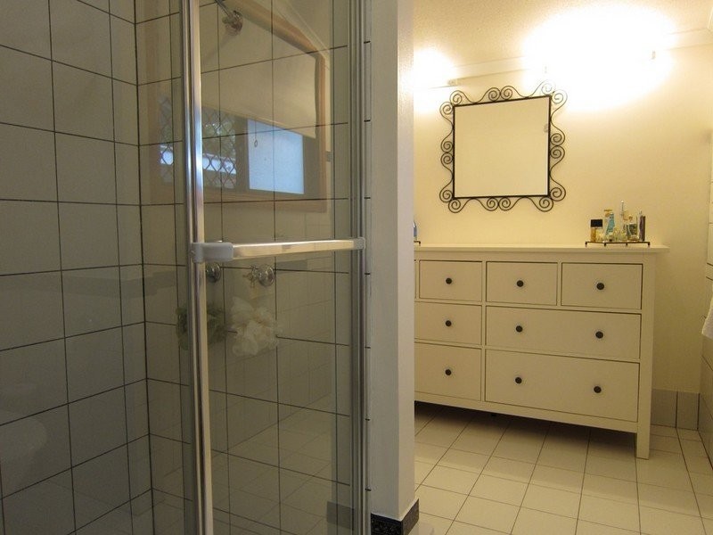 14 Marica Street, Bellbowrie QLD 4070