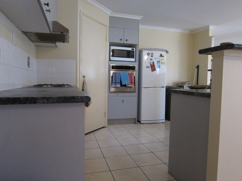 16 Toft Drive, Raceview QLD 4305