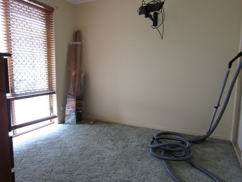16 Toft Drive, Raceview QLD 4305
