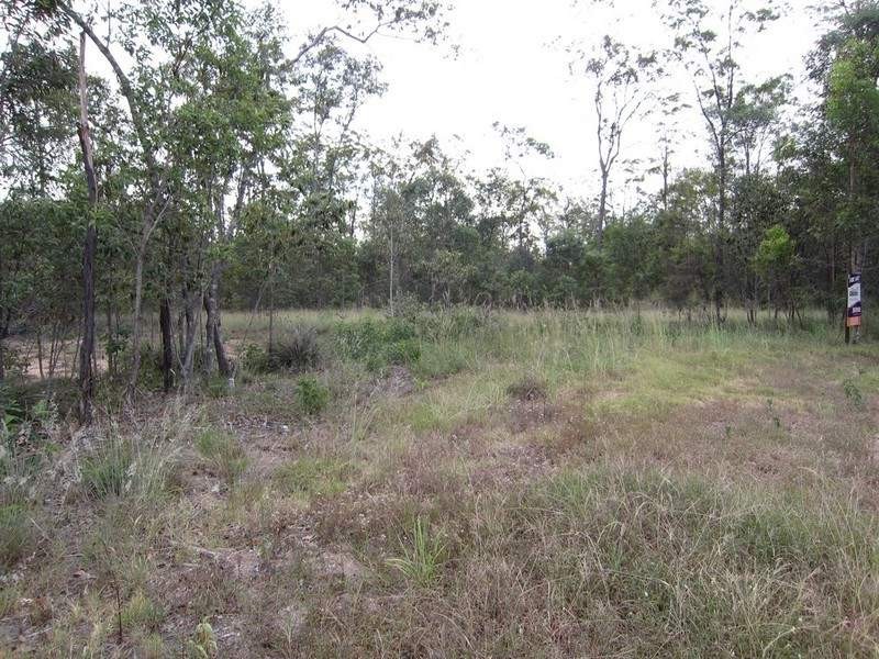18 Pinot Place, Pine Mountain QLD 4306