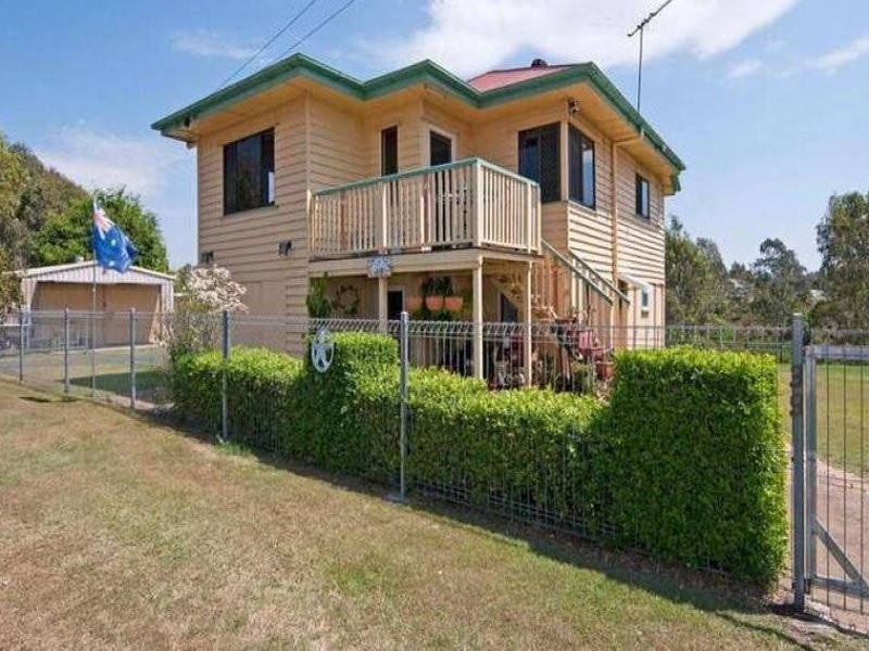 39 Lobb Street, Churchill QLD 4305