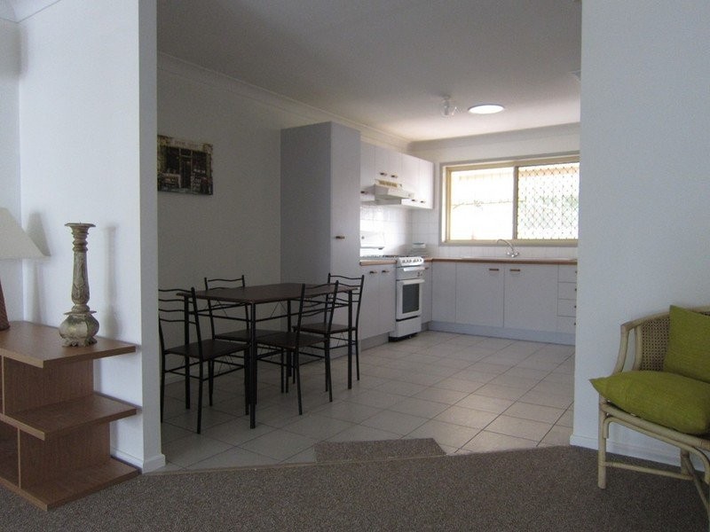 1/34 Thornton Street, Raceview QLD 4305