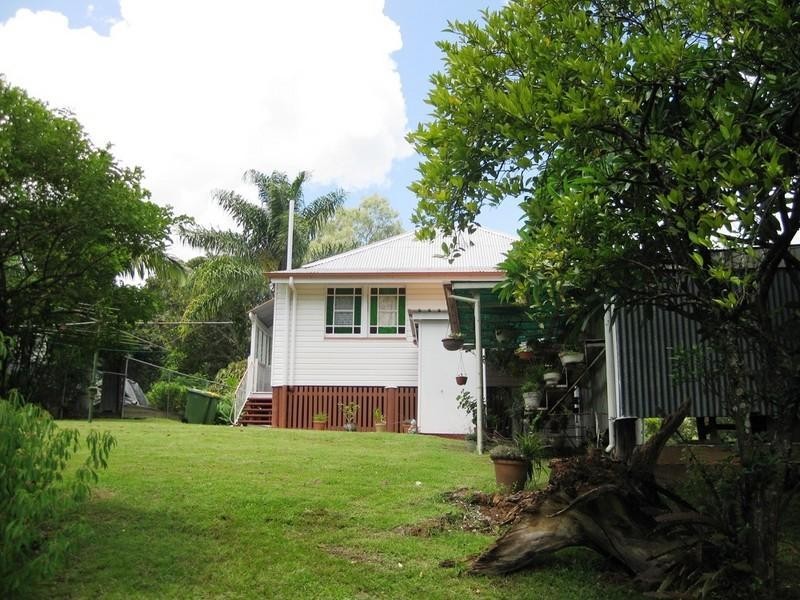 12 Hastie St, Tivoli QLD 4305
