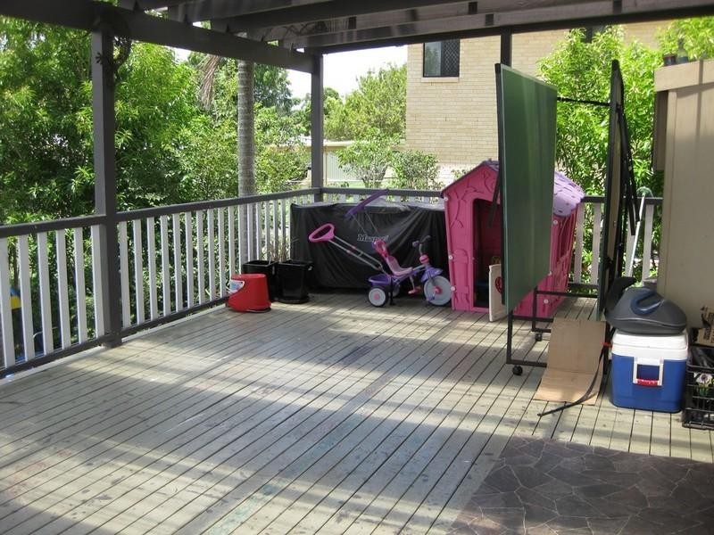 6 Teape Street, Silkstone QLD 4304