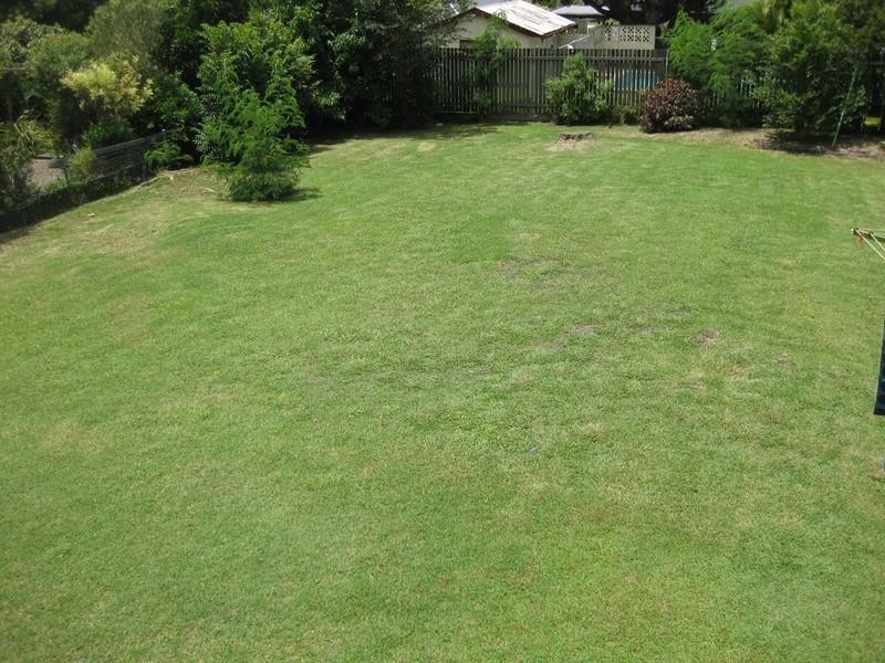 6 Teape Street, Silkstone QLD 4304