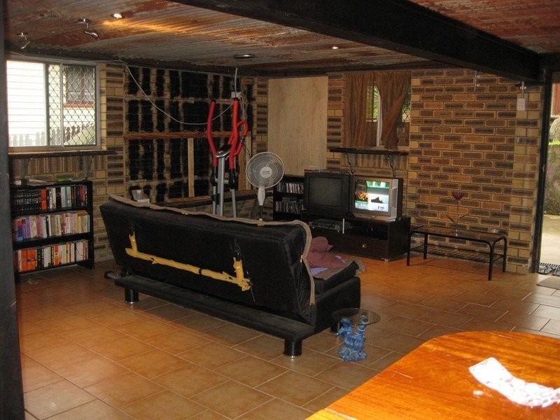 11 Guilfoyle Street, Churchill QLD 4305