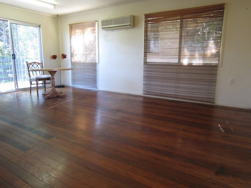 19 Gwendoline Street, Raceview QLD 4305