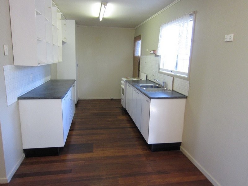 19 Gwendoline Street, Raceview QLD 4305