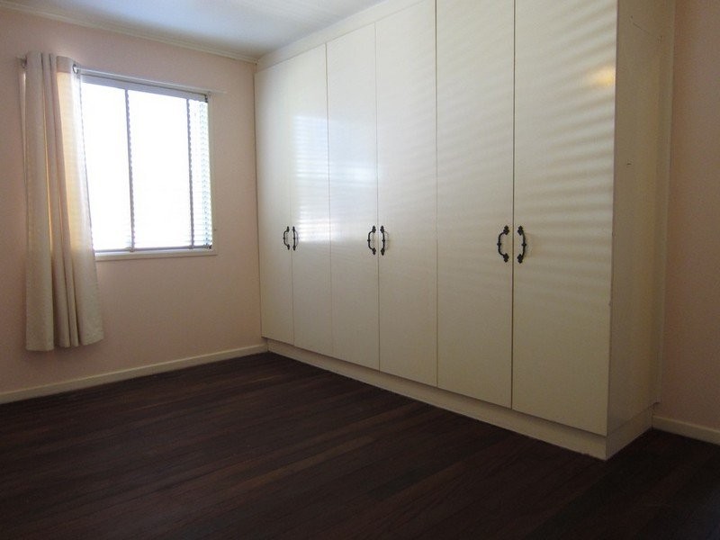 19 Gwendoline Street, Raceview QLD 4305