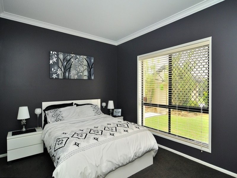 24 Kensington Drive, Flinders View QLD 4305