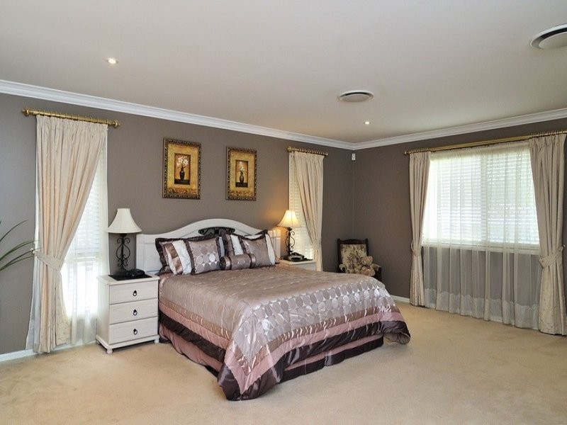 24 Kensington Drive, Flinders View QLD 4305