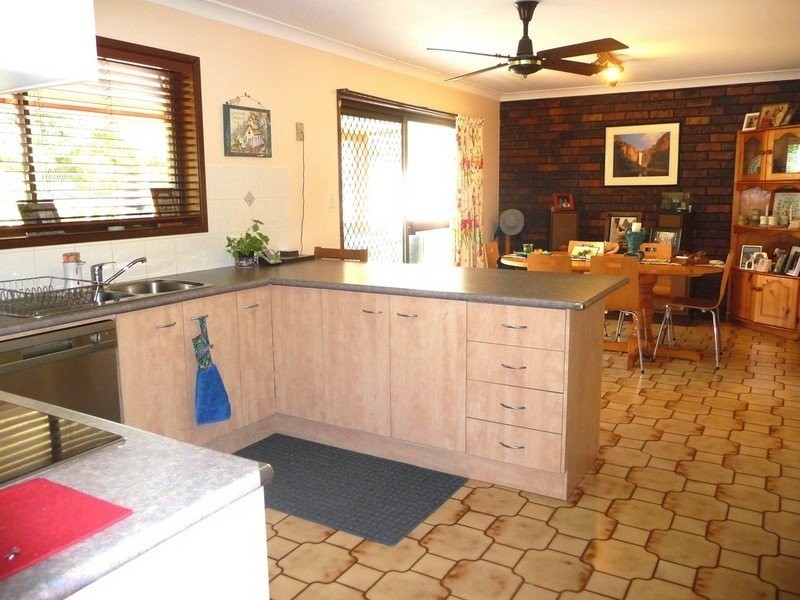 5 Eton Avenue, Flinders View QLD 4305