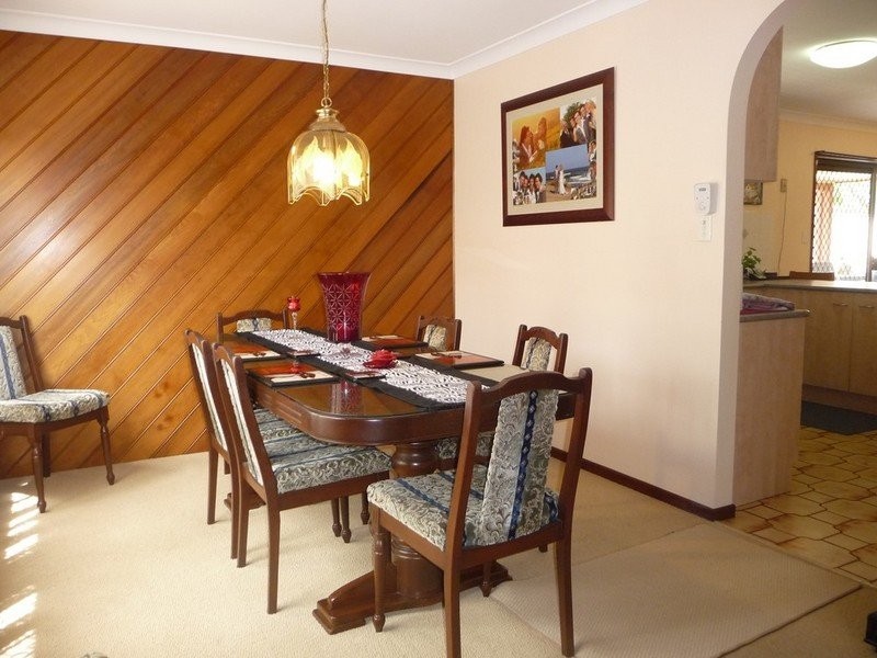 5 Eton Avenue, Flinders View QLD 4305