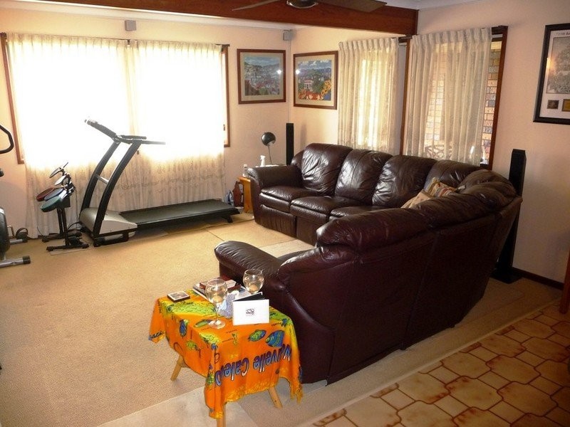 5 Eton Avenue, Flinders View QLD 4305