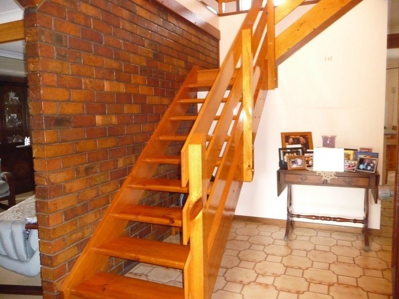 5 Eton Avenue, Flinders View QLD 4305