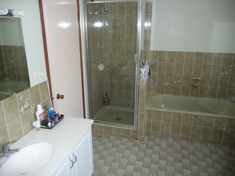 5 Eton Avenue, Flinders View QLD 4305