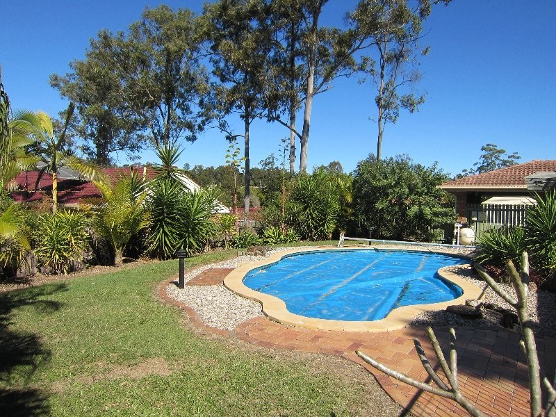 14 Pandian Crescent, Bellbowrie QLD 4070