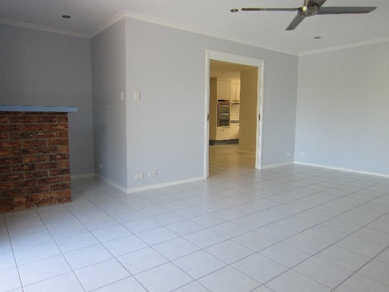 14 Pandian Crescent, Bellbowrie QLD 4070