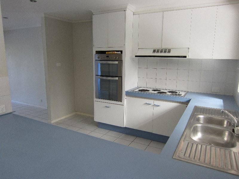 14 Pandian Crescent, Bellbowrie QLD 4070