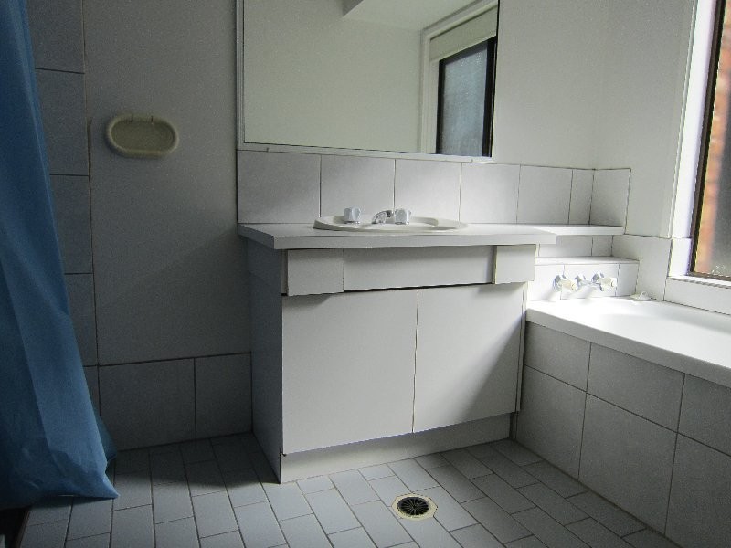 14 Pandian Crescent, Bellbowrie QLD 4070